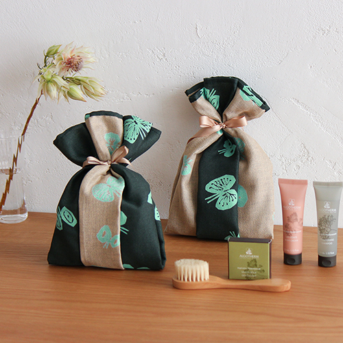 50 ミナ ペルホネン 両面 hana hane ダークグリーン/ベージュ