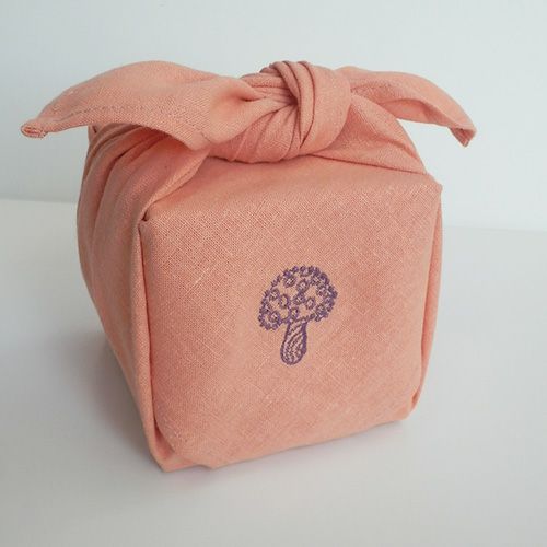 50 ミナ ペルホネン リネン刺繍【数量限定】 polka サーモン